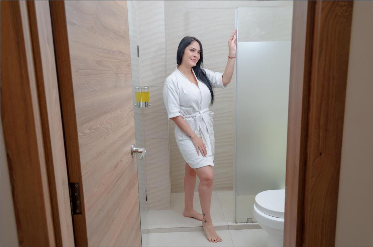 Hotel Bristool Parc - Departments & Suites Куэнка Экстерьер фото